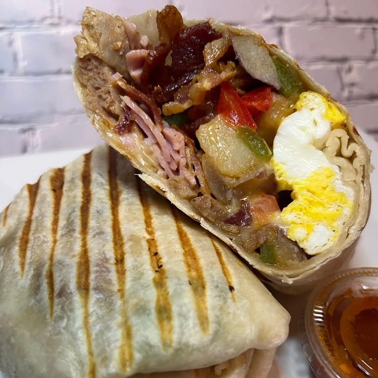 Fresh Chicken Salad: A Deli Favorite